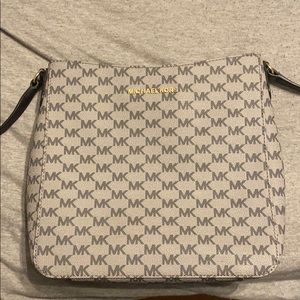Michael Kors crossbody purse